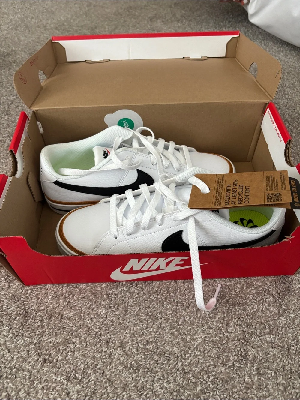Nike women’s court legacy next nature sneaker size 9.5 - Picture 1 of 5